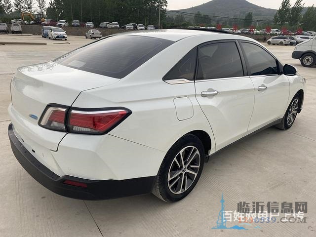 启辰D60 2019款 1.6 无级 XV 智联豪华版