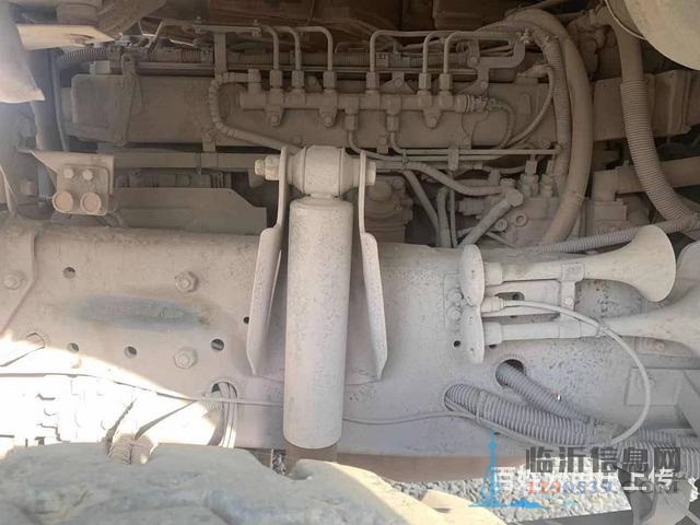 出售17年二手豪沃大14方搅拌车380力后八轮国五
