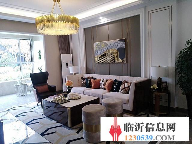 首付五万 现房 掌舵龙湖 观澜府团购更省钱，出门上学，观湖景