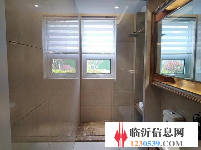 首付五万 现房 掌舵龙湖 观澜府团购更省钱，出门上学，观湖景