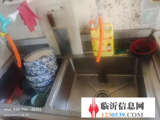 刘店子中心中学 重庆小面餐饮旺铺转让