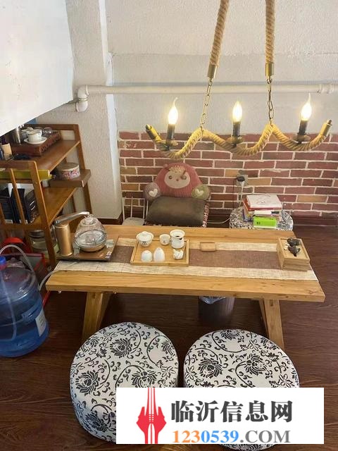 万兴都 精装服装店 适合美容 理疗推拿 理发多行业