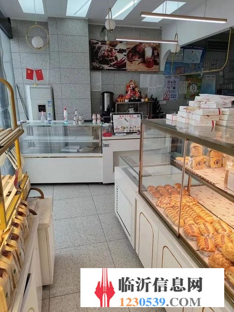南坊实验中学对过 悦麦手工烘焙蛋糕店