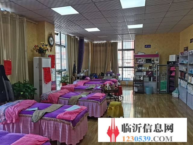 开发区月亮湾美容店带300会员含房租急转