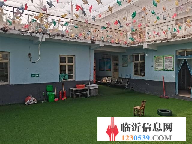 十二小学对过盈利中托管有事急转
