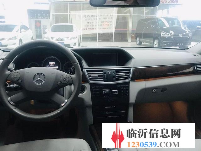 奔驰E级 2012款 E 260 L 1.8T 手自一体 时