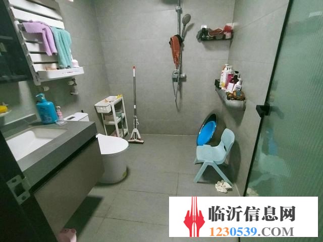 香榭丽都电梯洋房，证过二，中间楼层，精致装修