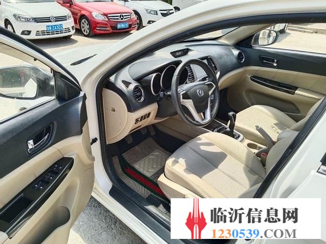 长安 逸动 2014款 1.6 手动 豪华型
