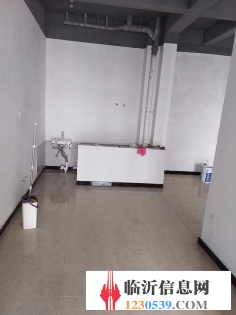 育博园东区南沿街
